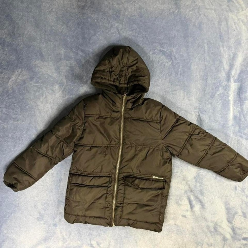 ixtreme black  puffer jacket with hood and pockets kids size small‎
